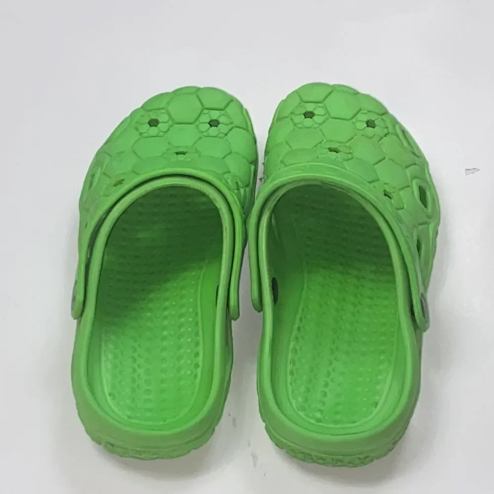10/$50 Water Shoes Made In México  Size 23 Unisex Size 4